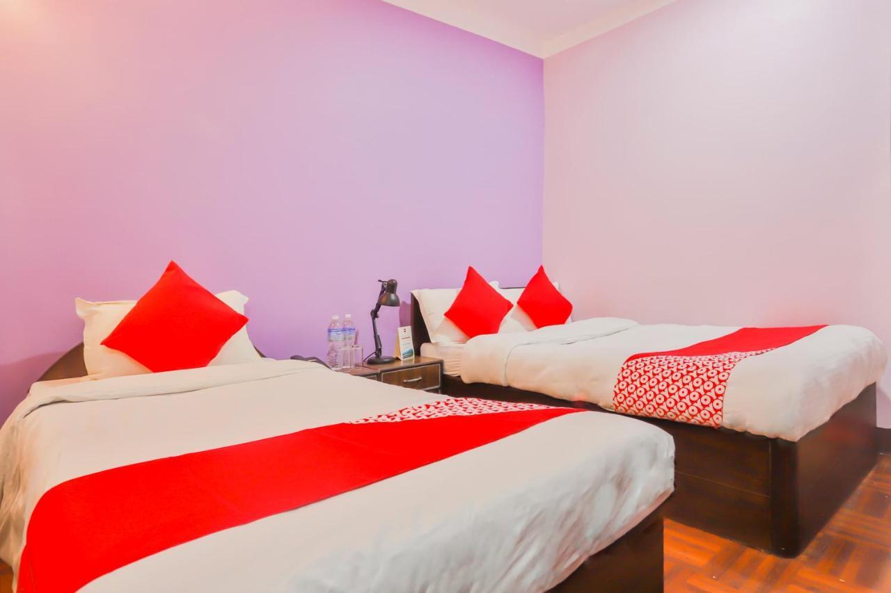 Oyo 720 Lekali Homes And Restaurant Kathmandu Exterior photo